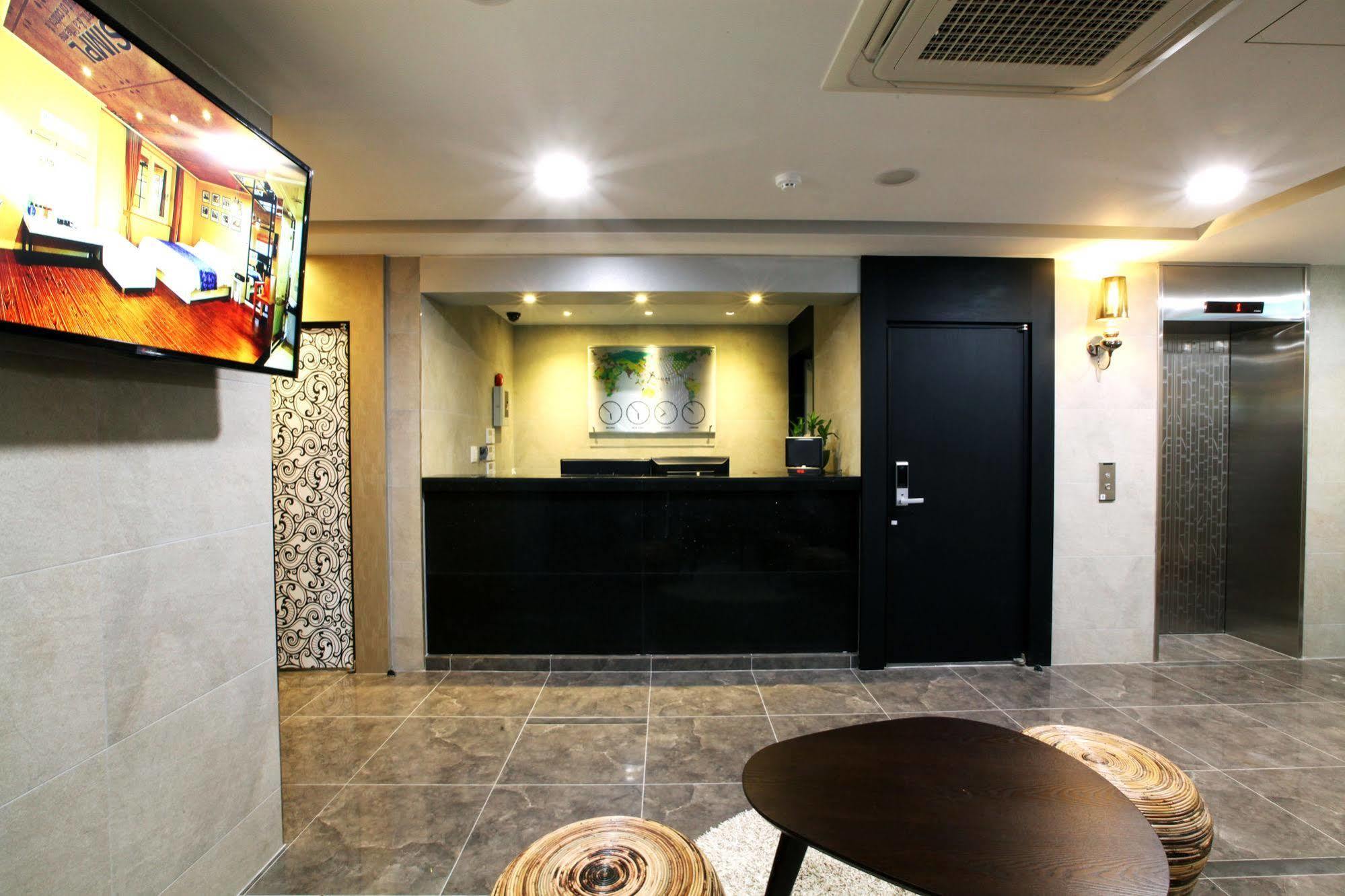 Jeju Lux Hotel Ojo-ri Exterior photo